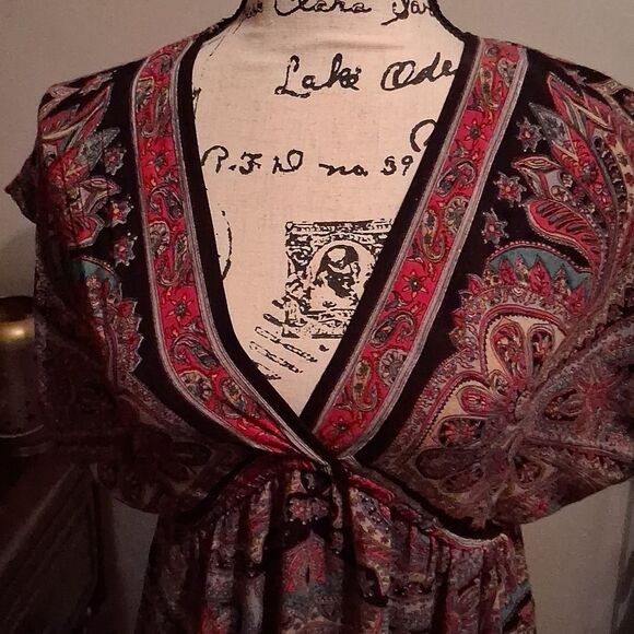 Angie Multicolor Paisley V-Neck Tunic Medium - Picture 1 of 6